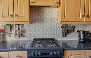 Kitchen- click for photo gallery